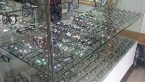 optik lulu pasar 8 alam sutera 01