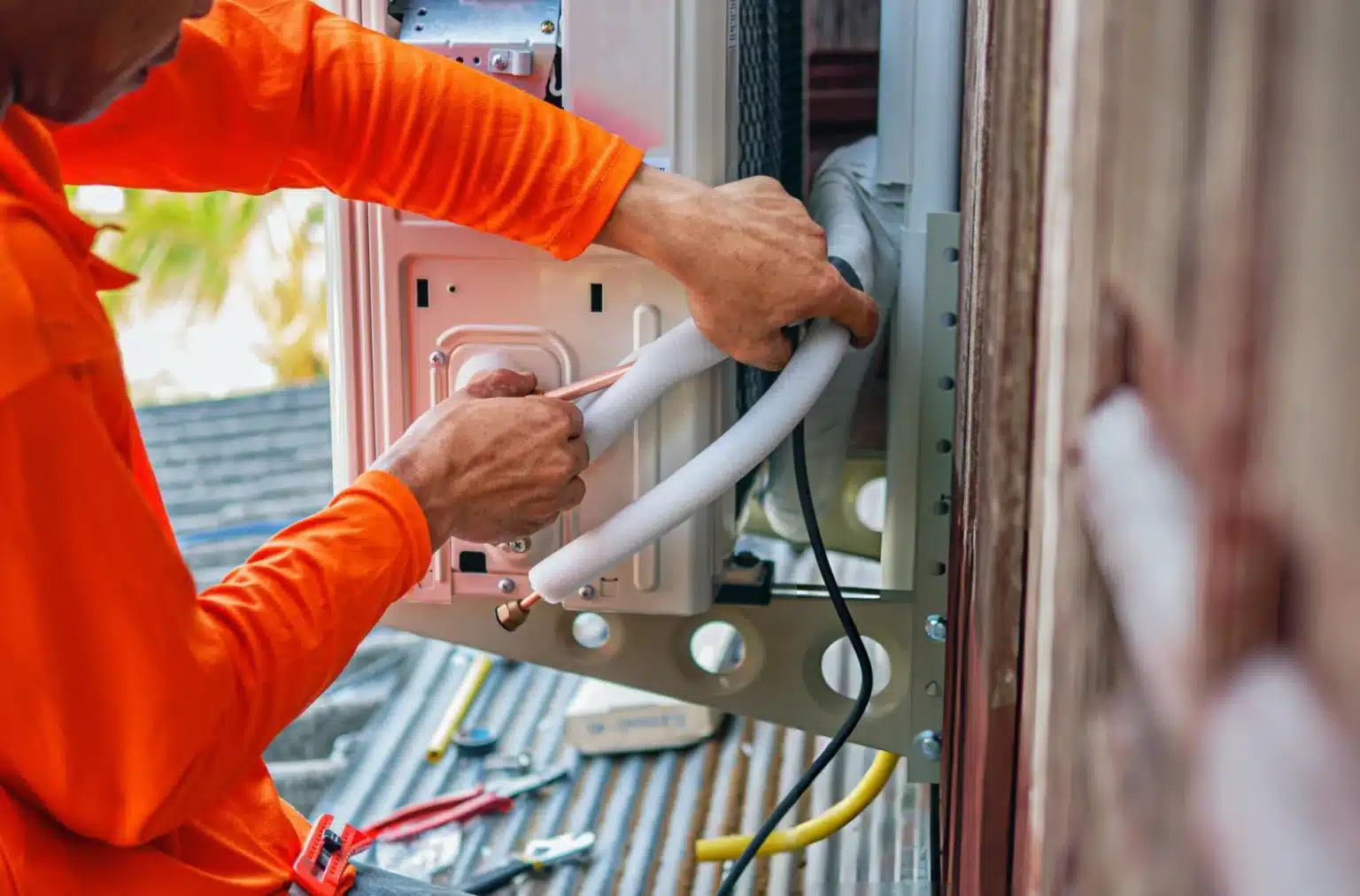 Pentingnya Servis AC Rutin untuk Kenyamanan Rumah dan Kantor di BSD