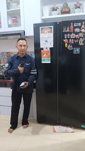 Service Kulkas 02