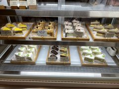 cafe gading serpong La Grace Scents & Patisserie (3).jpg